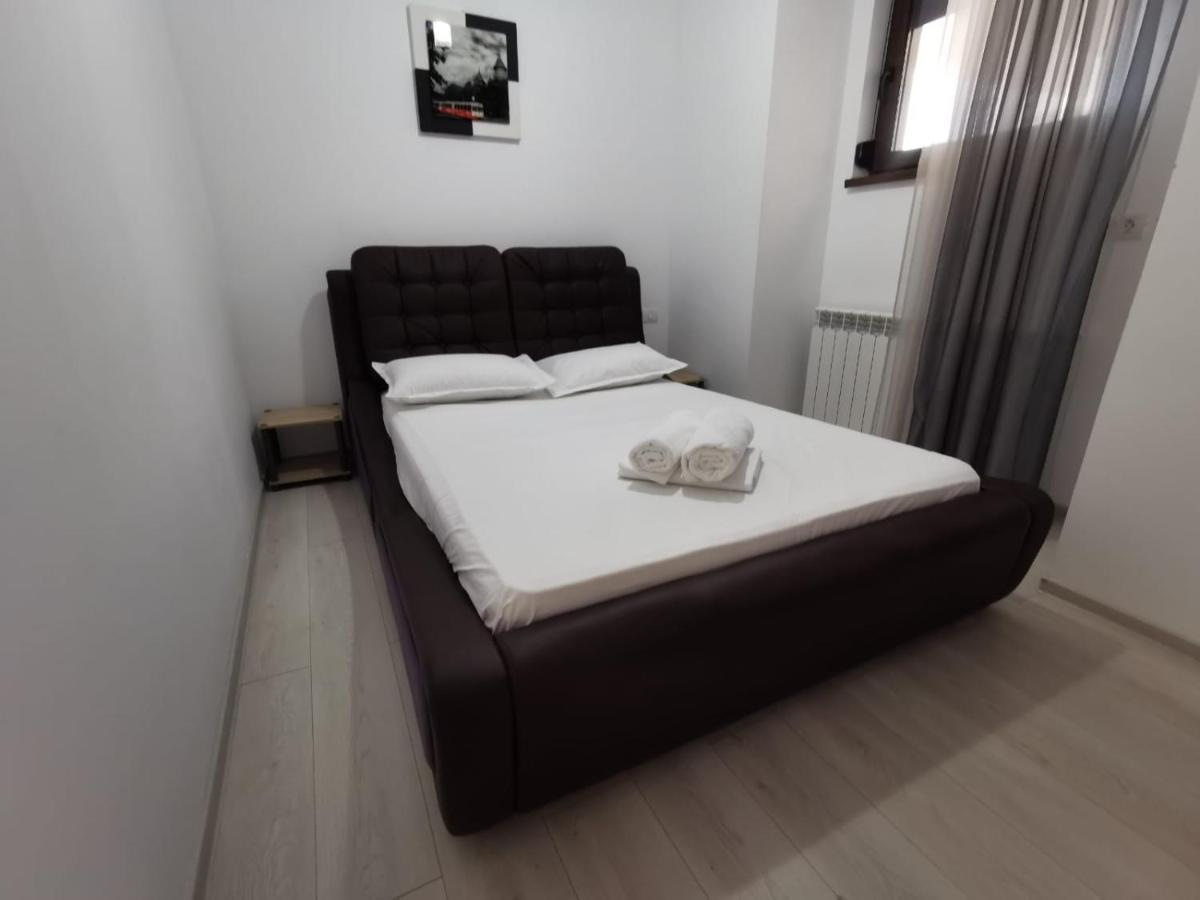 Mamaia Lake Apartments Constanta Bagian luar foto